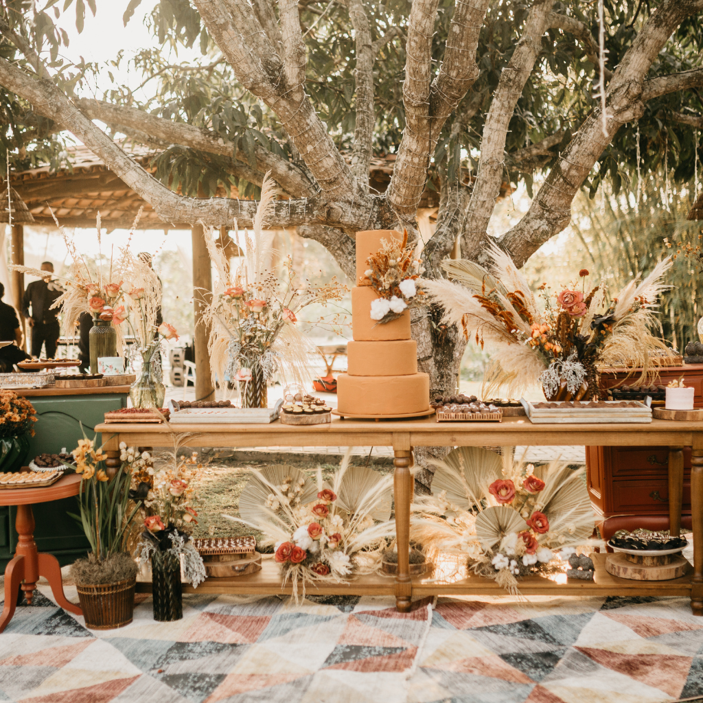 Rustic and Bohemian Wedding Vibe